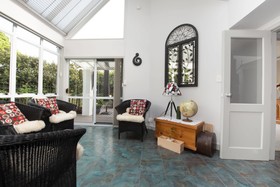Finlay Banks Boutique Bed & Breakfast