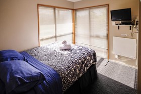 Haka Lodge