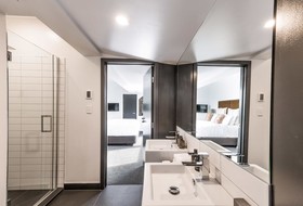 Hotel Montreal