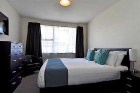 Metropolitan Executive Motel Apartments