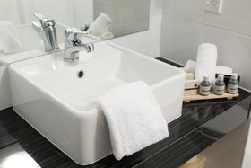 Hotel Elms Christchurch Ascend Hotel Collection