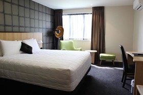 Hotel Elms Christchurch Ascend Hotel Collection