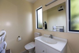 Riccarton Mall Motel