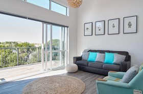Rocking Horse Villa - Southshore
