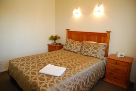 Rosewood Court Motel