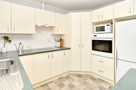 Russley Hideaway Chc Holiday Homes