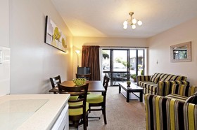 Strathern Motor Lodge