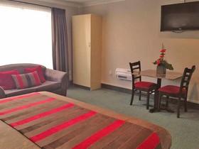 Strathern Motor Lodge