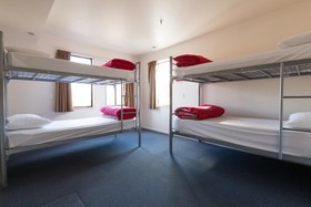 Hotel Give