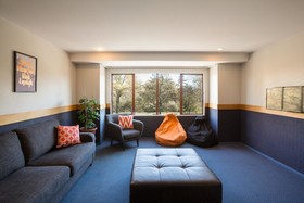 Hotel Give