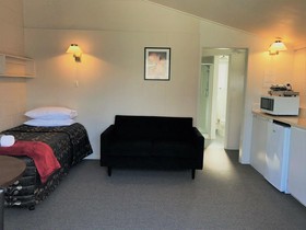 Anderson Park Motel