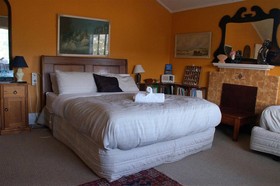 Arden Street House