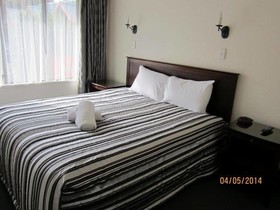 Asure 755 Regal Court Motel