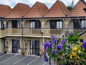Cable Court Motel