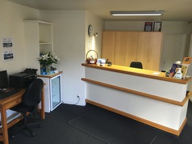 Cable Court Motel