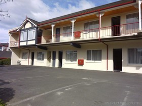 Dunedin Motel &  Villas