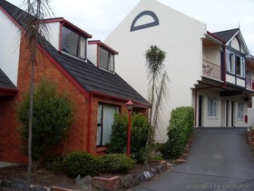 Dunedin Motel &  Villas