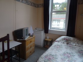 Sahara Guesthouse, Motel & Deluxe Studios