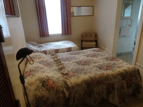 Sahara Guesthouse, Motel & Deluxe Studios