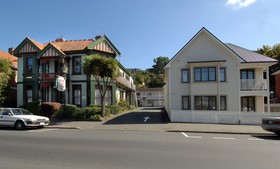 Sahara Guesthouse, Motel & Deluxe Studios