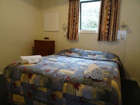 Sahara Guesthouse, Motel & Deluxe Studios