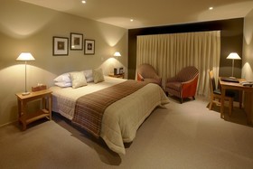 Distinction Fox Glacier Te Weheka Hotel