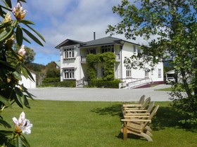 Holly Homestead B&B