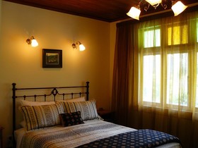 Holly Homestead B&B