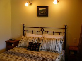 Holly Homestead B&B