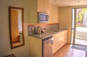 Punga Grove Motel & Suites