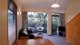 Punga Grove Motel & Suites