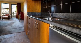 Coleraine Suites + Apartments