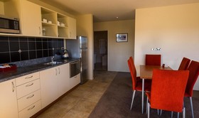 Coleraine Suites + Apartments