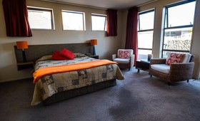 Coleraine Suites + Apartments