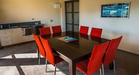 Coleraine Suites + Apartments