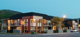 Coleraine Suites + Apartments