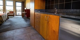 Coleraine Suites + Apartments
