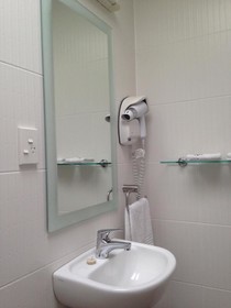 Paroa Hotel