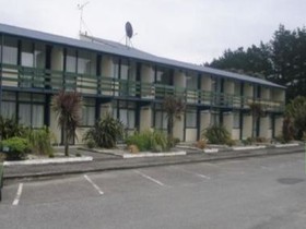 Recreation Hotel