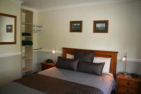Alpine Springs Motel