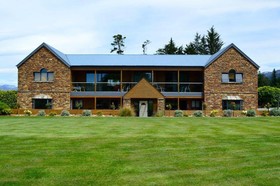 Amuri House Boutique Motel