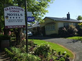 Glenalvon Lodge Motels