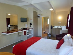 Spa Lodge Motel