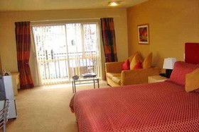 Tussock Peak Motor Lodge