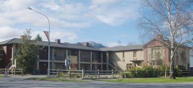 Tussock Peak Motor Lodge