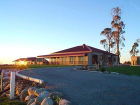 Stations Inn