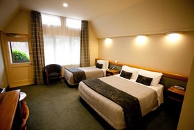 Ascot Park Hotel