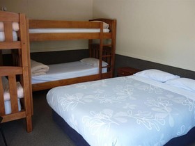 Invercargill Top 10 Holiday Park