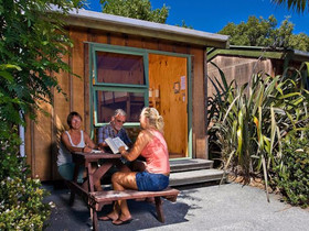Alpine Pacific Motels & Holiday Park