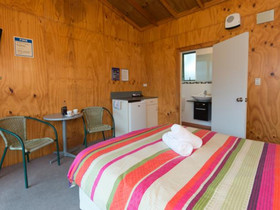 Alpine Pacific Motels & Holiday Park